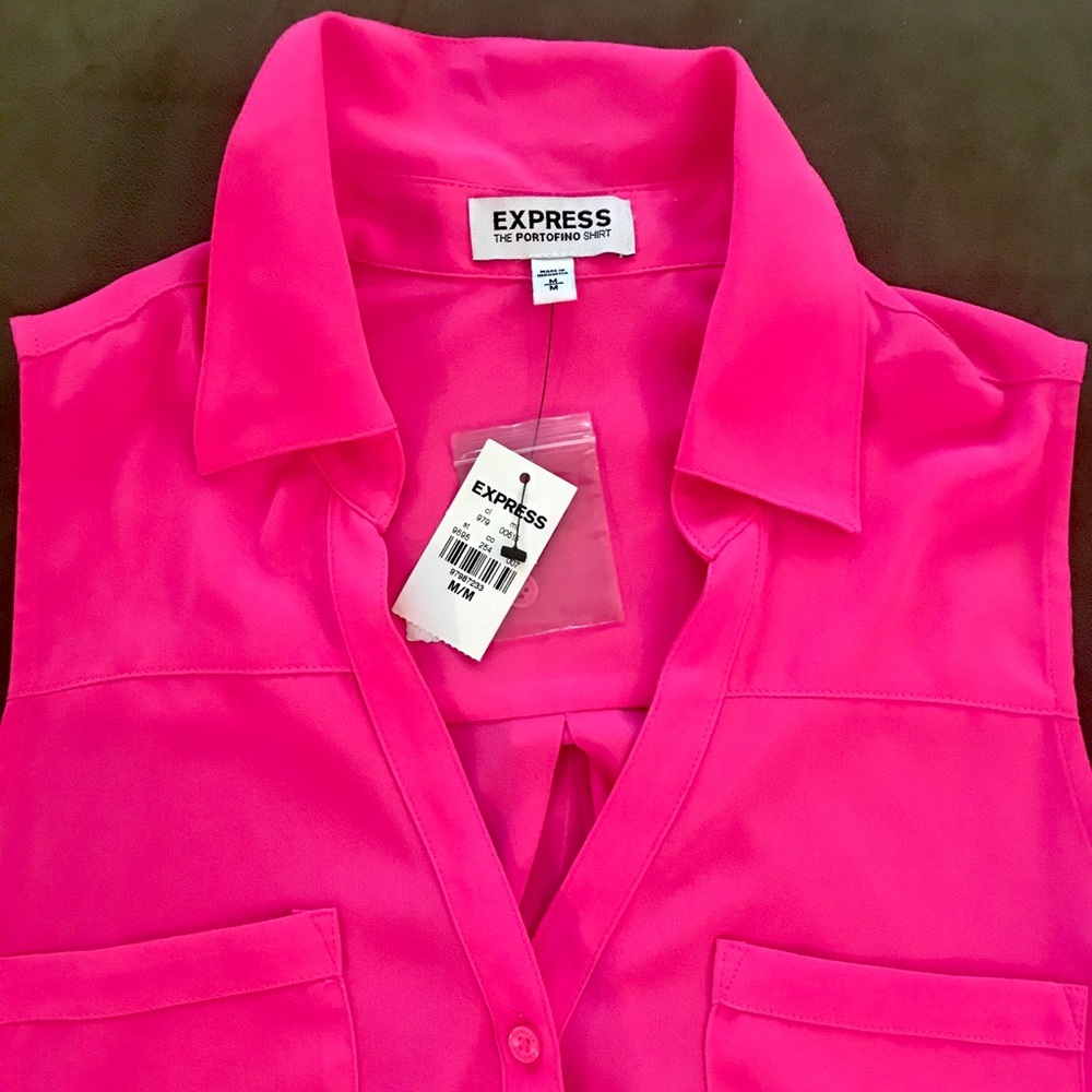 Button-Down Sleeveless Blouse